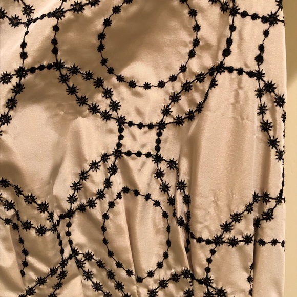 Kay Unger Embroidered Silk Dress, worn once - Picture 5 of 7